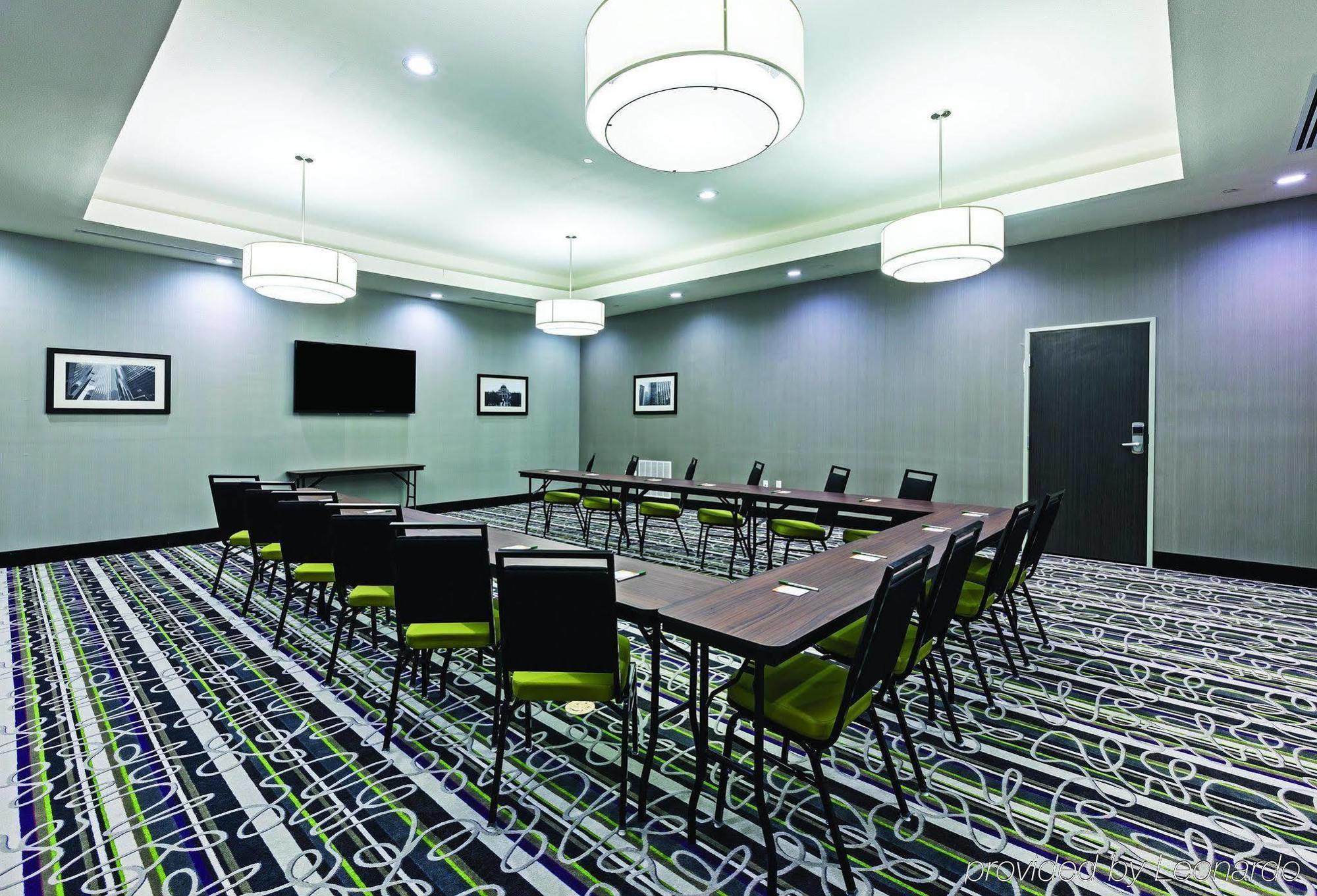 La Quinta By Wyndham College Station South Hotel Bagian luar foto