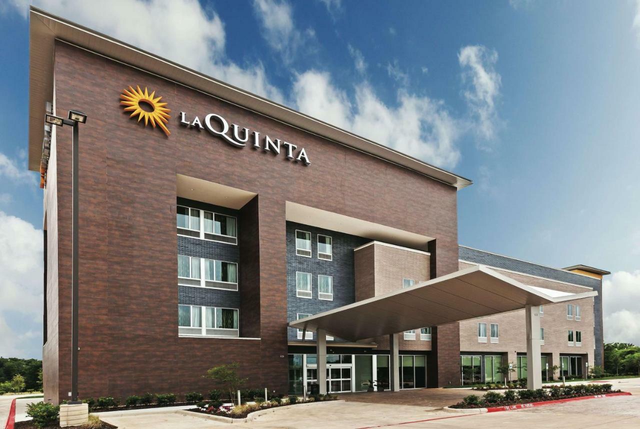 La Quinta By Wyndham College Station South Hotel Bagian luar foto