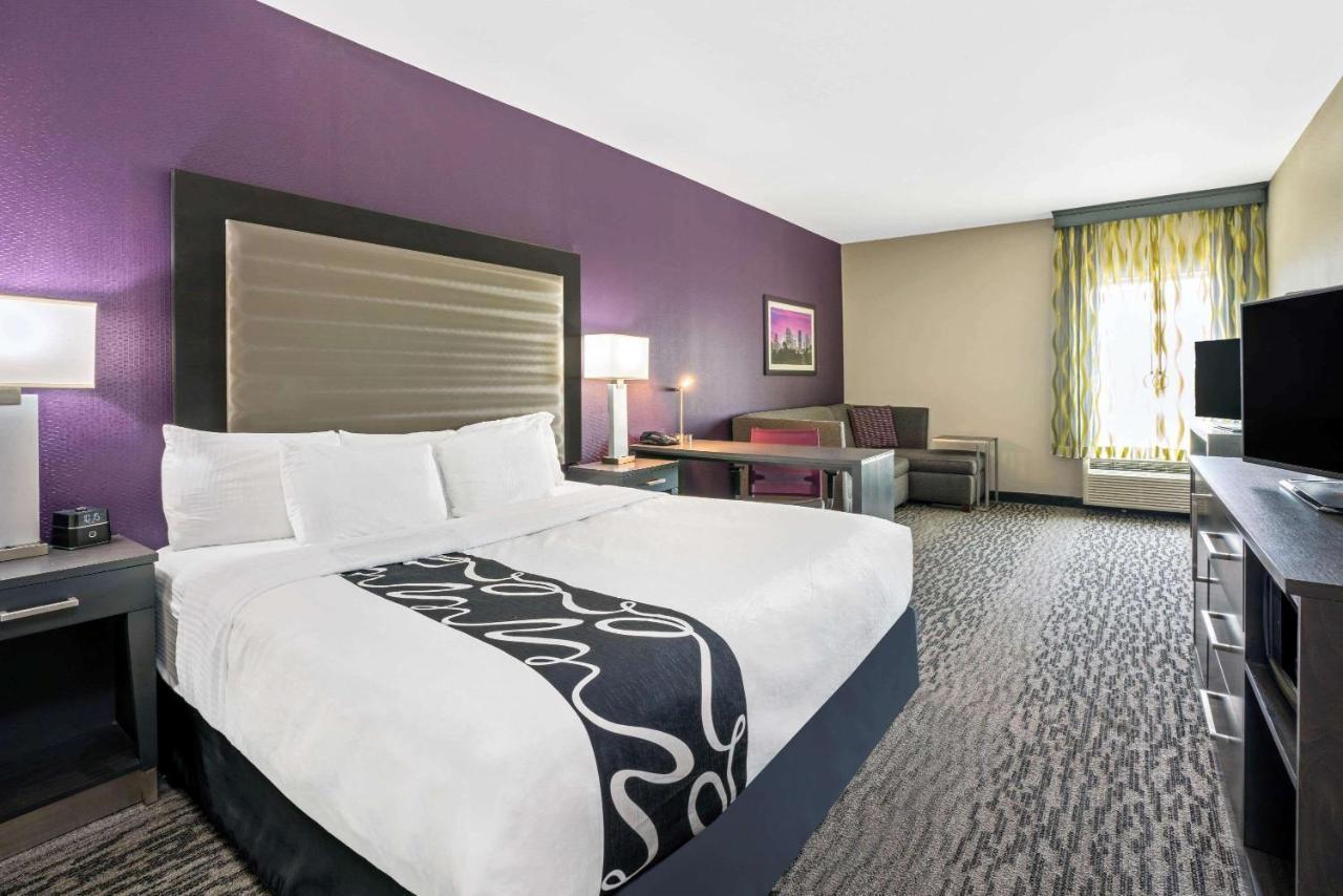 La Quinta By Wyndham College Station South Hotel Bagian luar foto